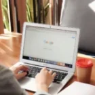 Como aparecer na primeira página do Google: estratégias práticas para profissionais de marketing